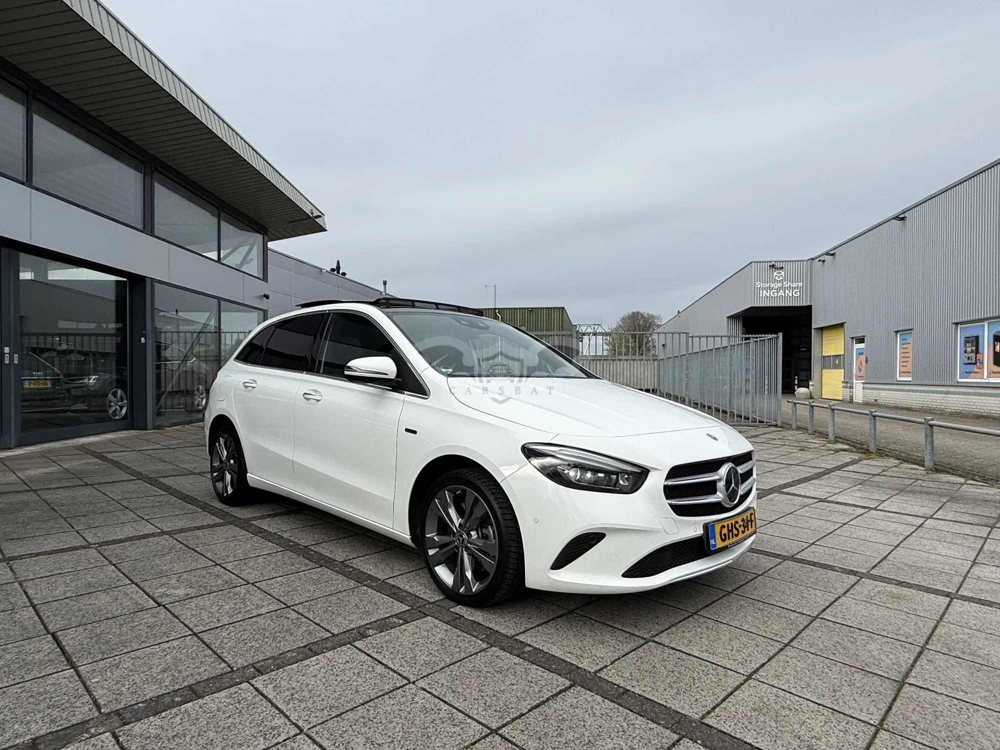 Mercedes-Benz B 250e Premium Plus 2020