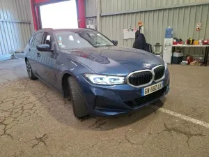 BMW 3 Series Touring 318i Business Design 2023