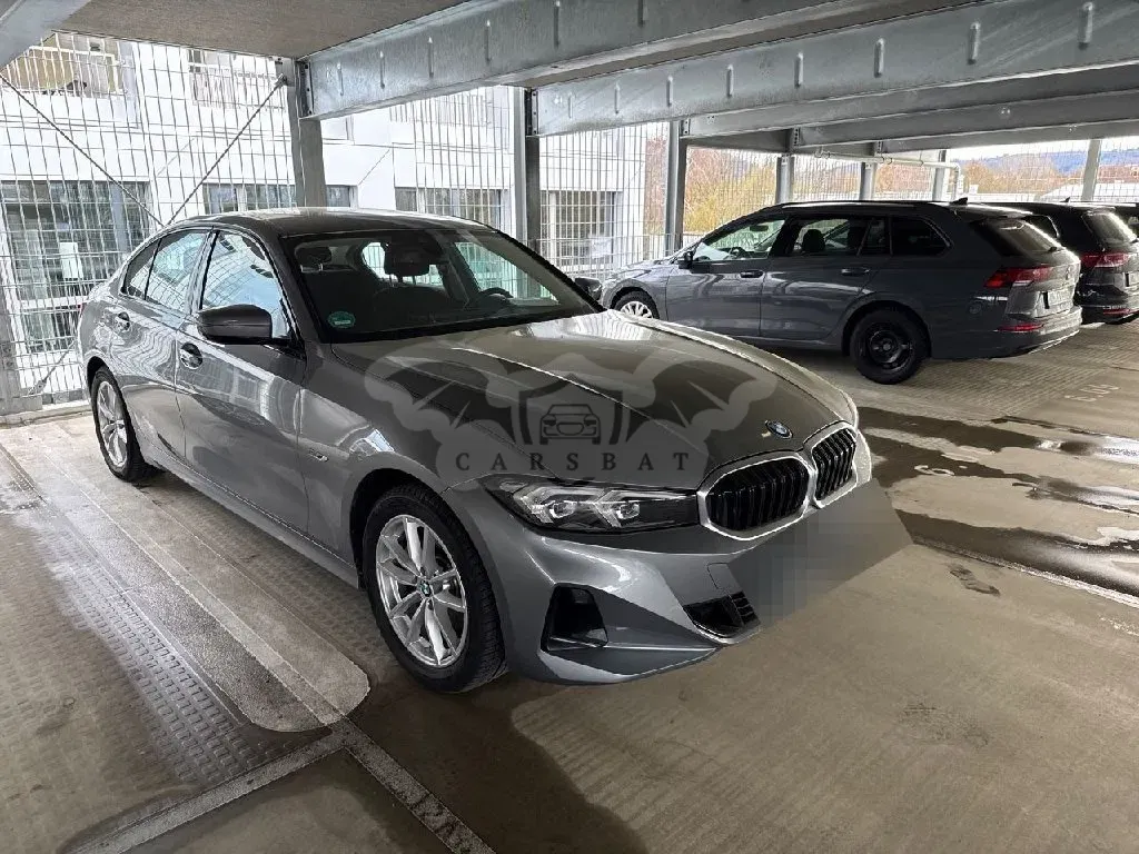 BMW 3 Series 320e 2022