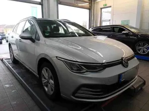 Volkswagen Golf Variant Life 2024