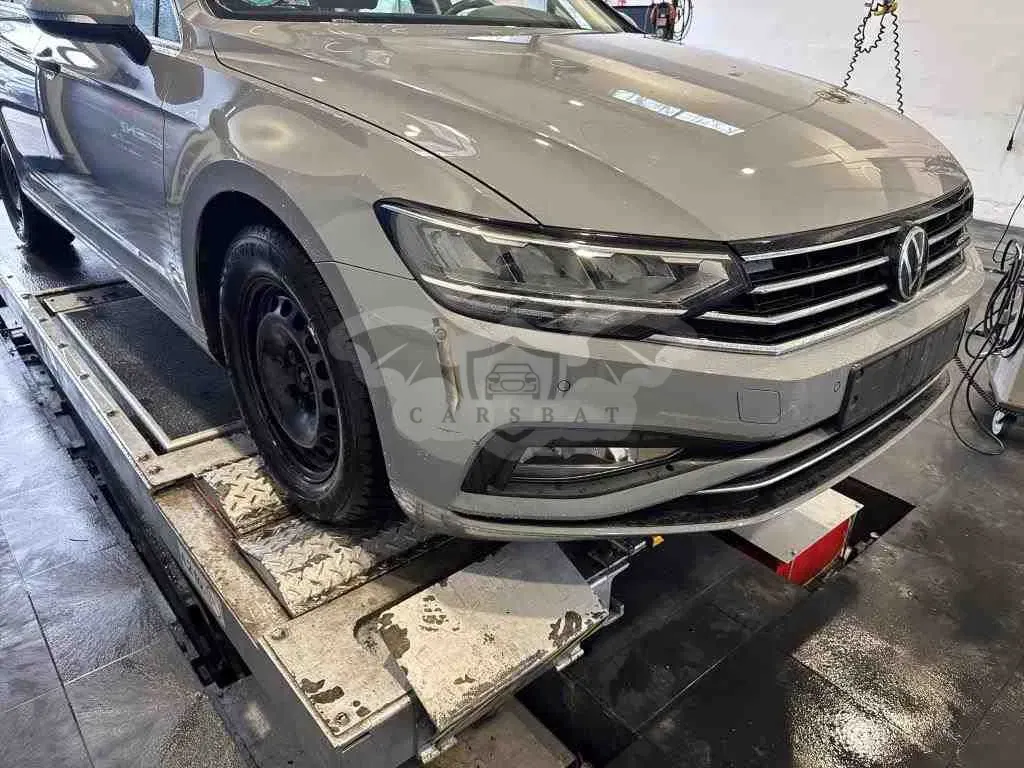 Volkswagen Passat Variant 2.0 TDI Business 2024