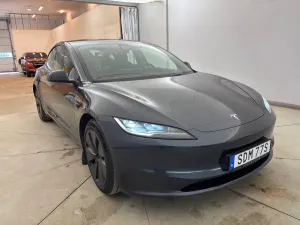 Tesla Model 3 Long Range 2023