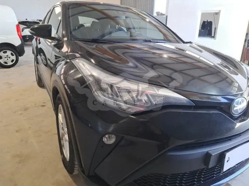 Toyota C-HR 1.8 Business 2019