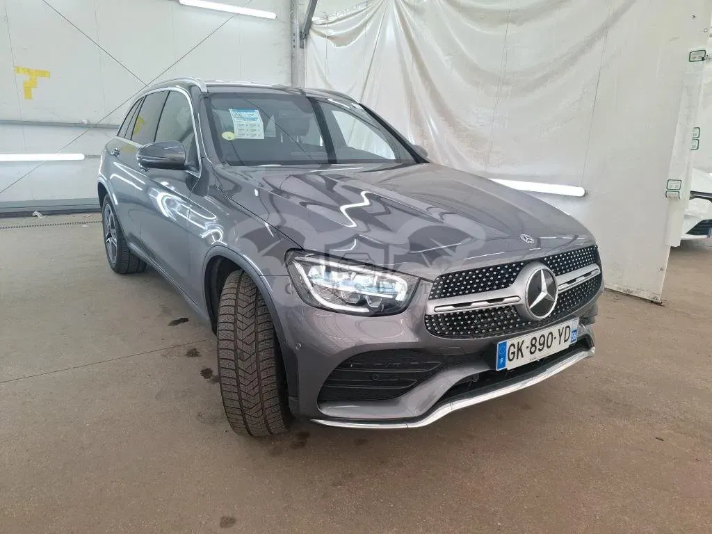 Mercedes-Benz GLC 200d AMG Line 2022