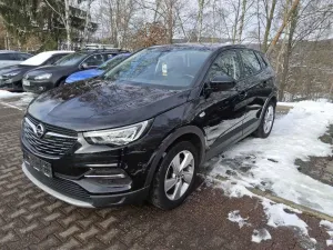 Opel Grandland 1.6 GS Line 2021
