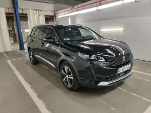Peugeot 5008 1.2i GT 2021
