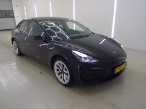 Tesla Model 3 60 kWh 2023