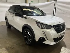 Peugeot 2008 1.2i GT 2022