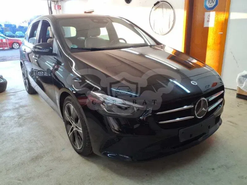 Mercedes-Benz B 220d 2021