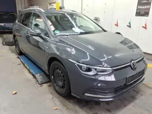 Volkswagen Golf Variant 1.5 TSI Life 2022