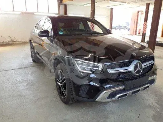 Mercedes-Benz GLC 300e 2021