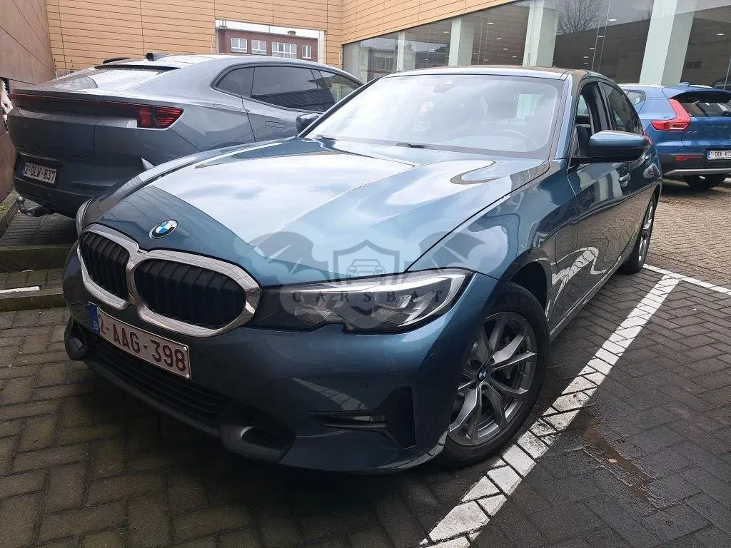 BMW 3 Series 330e Business 2021