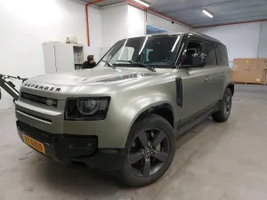 Land Rover Defender 2.0 HSE 2022