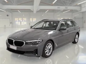BMW 5 Series Touring 520d Business 2021