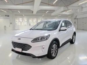 Ford Kuga 2.0 EcoBlue Titanium 2021