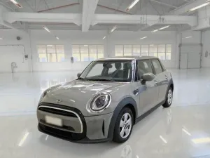 Mini 5 Doors Cooper Business 2021