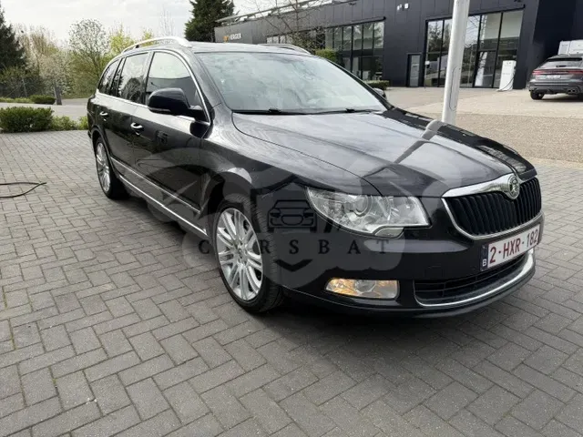 Skoda Superb Combi 1.6 TDI Elegance 2012