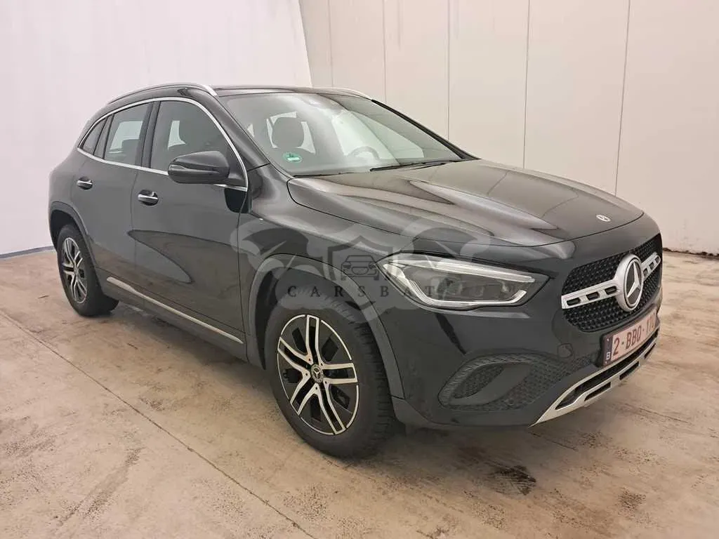 Mercedes-Benz GLA 200d Business Solution 2021