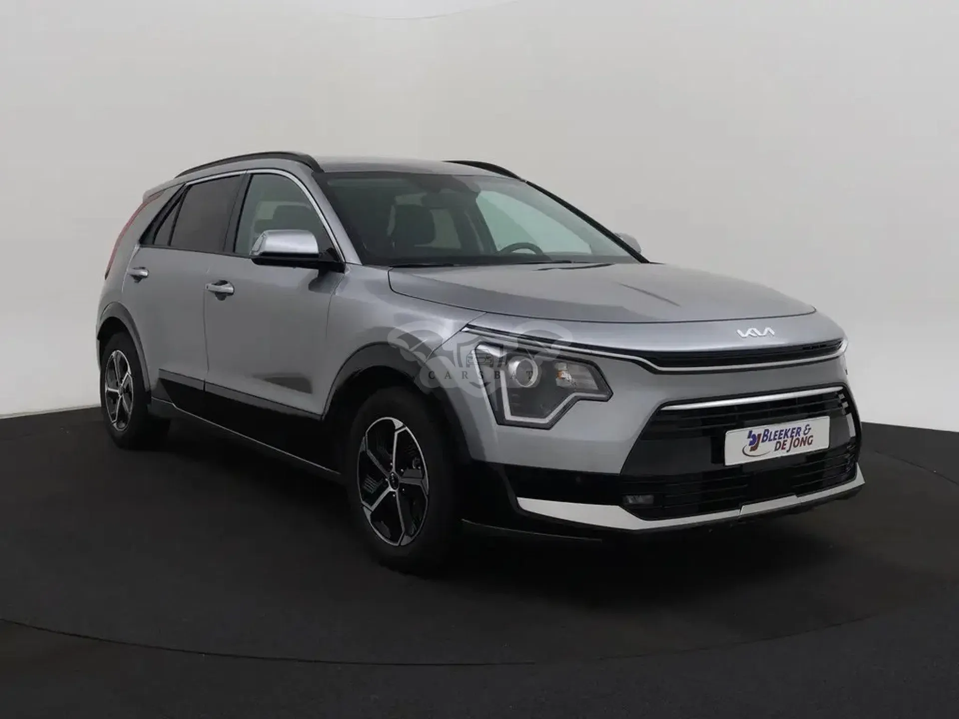 Kia Niro 1.6 GDI DynamicLine 2023