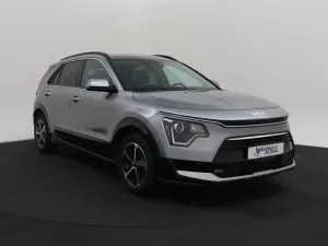 Kia Niro 1.6 GDI DynamicLine 2023