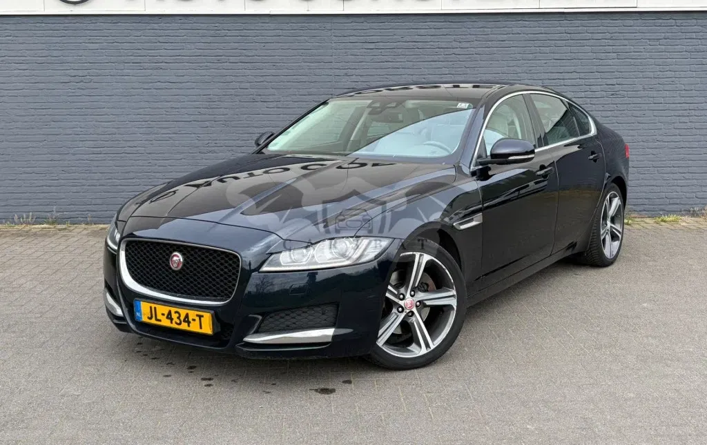 Jaguar XF 2.0d Portfolio 2016