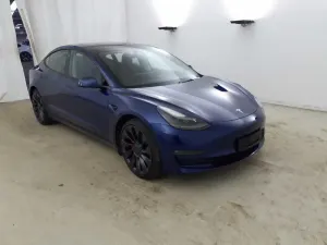 Tesla Model 3 Long Range Performance 2022