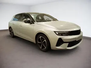 Opel Astra 2025