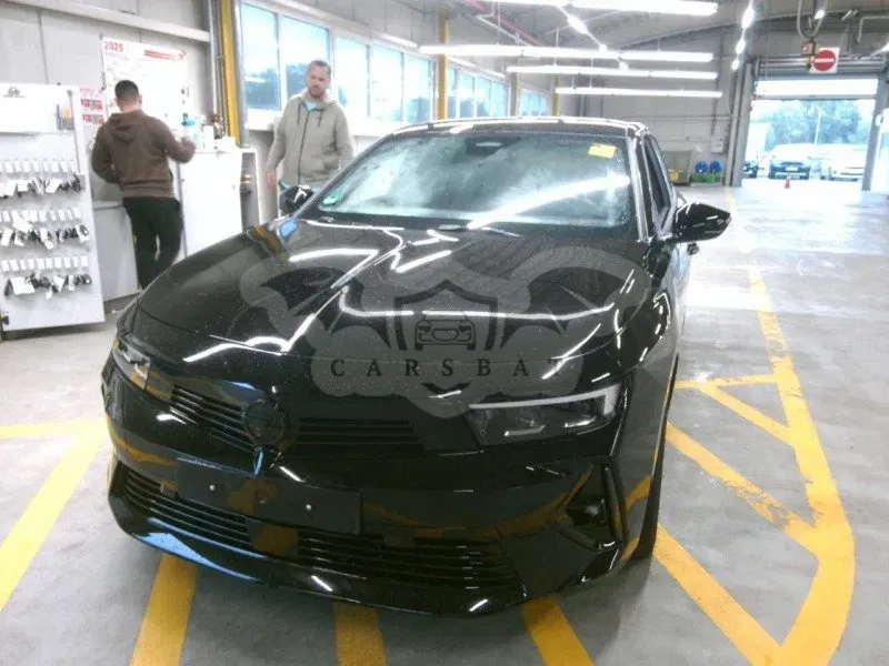 Opel Astra 2024