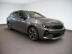 Opel Astra 2025