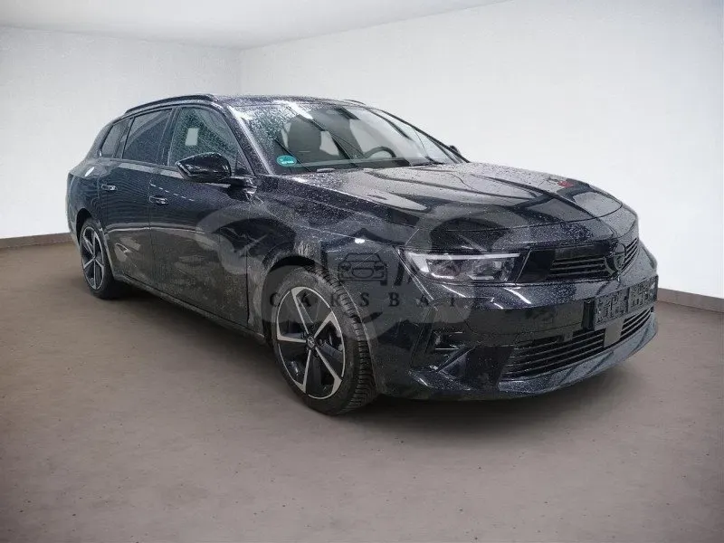Opel Astra 2025
