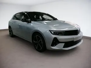 Opel Astra 2025