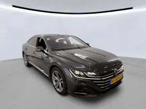 Volkswagen Arteon 2.0 TSI R-Line 2021