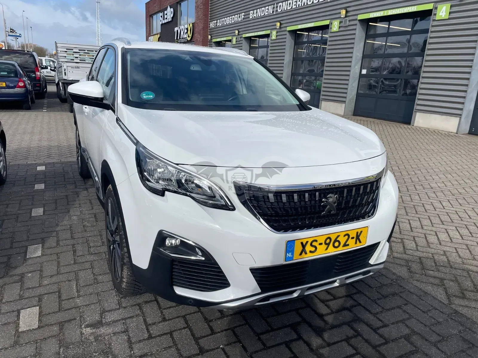 Peugeot 3008 1.2i Allure 2019