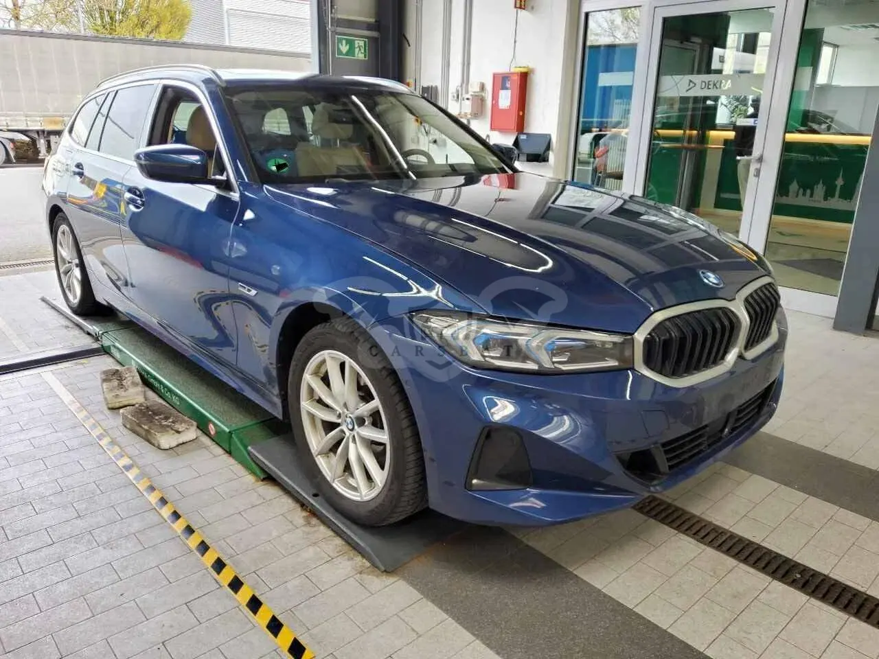 BMW 3 Series Touring 2023