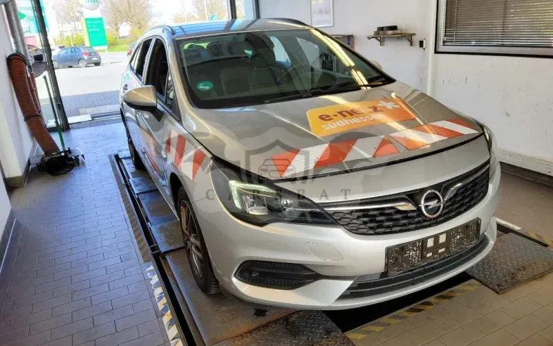 Opel Astra 2021
