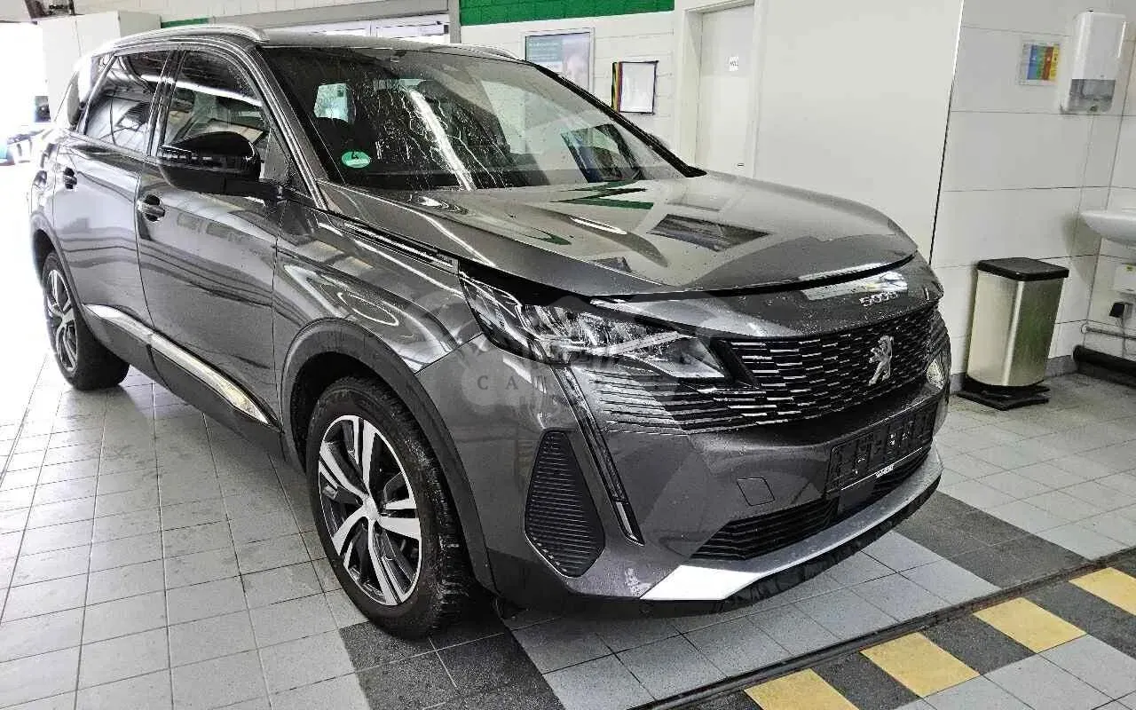 Peugeot 5008 2025
