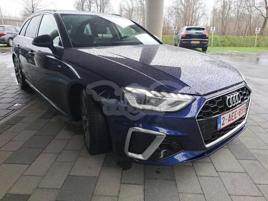 Audi A4 Avant 30 TDI S Line 2021