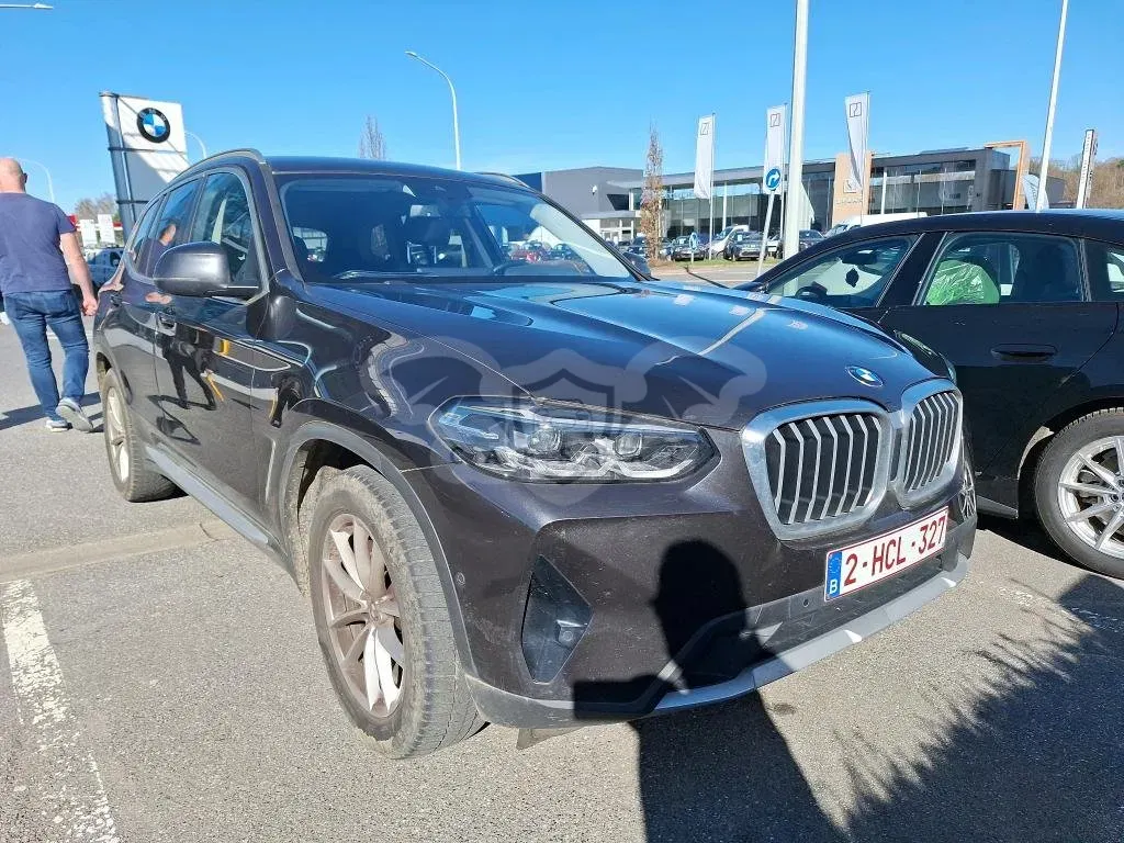 BMW X3 18 2022