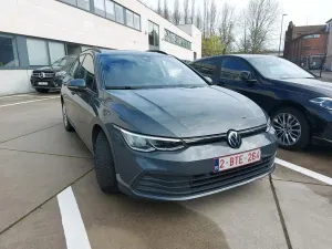 Volkswagen Golf Variant 1.0 eTSI Life 2022