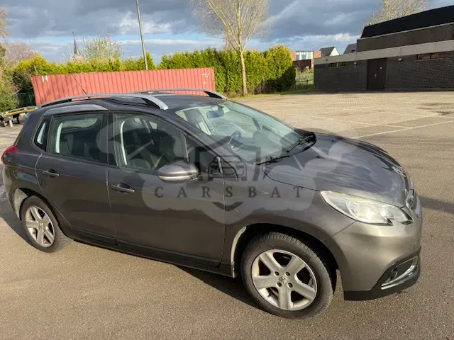 Peugeot 2008 1.2i Active 2013