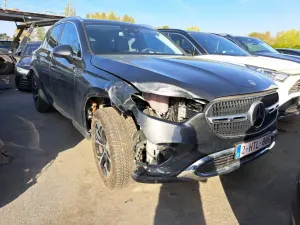 Mercedes-Benz GLC 300e Business Line 2025