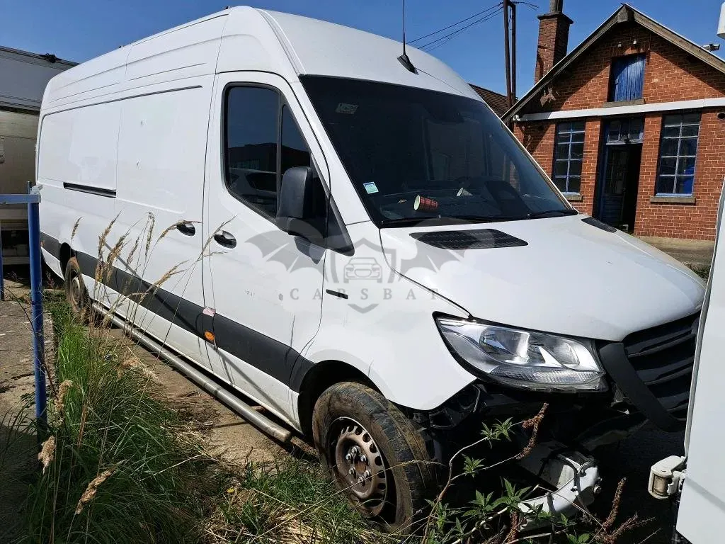 Mercedes-Benz Sprinter Pro 2025