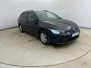 Volkswagen Golf 1.5 eTSI 2023