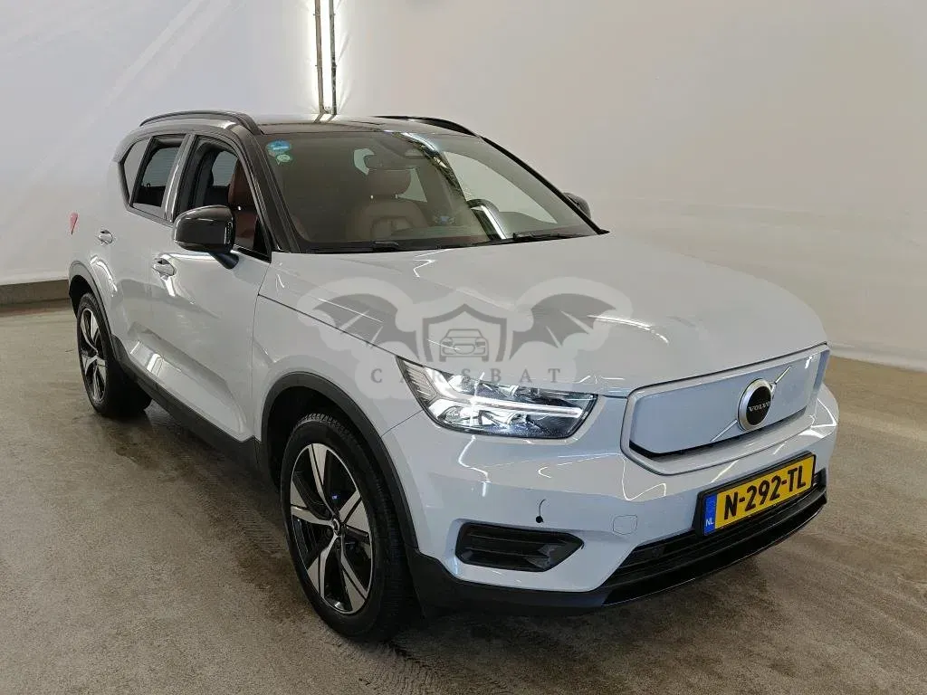 Volvo XC40 Plus 2021