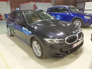 BMW 3 Series Touring 320e 2022