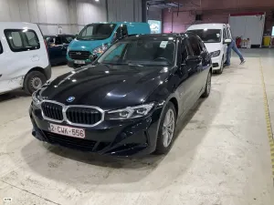 BMW 3 Series Touring 320e 2022