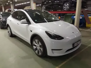 Tesla Model Y Long Range 2023