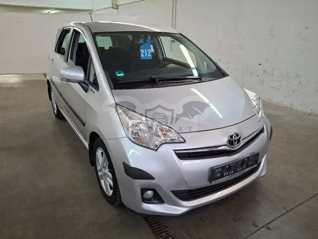 Toyota Verso 1.3 2011