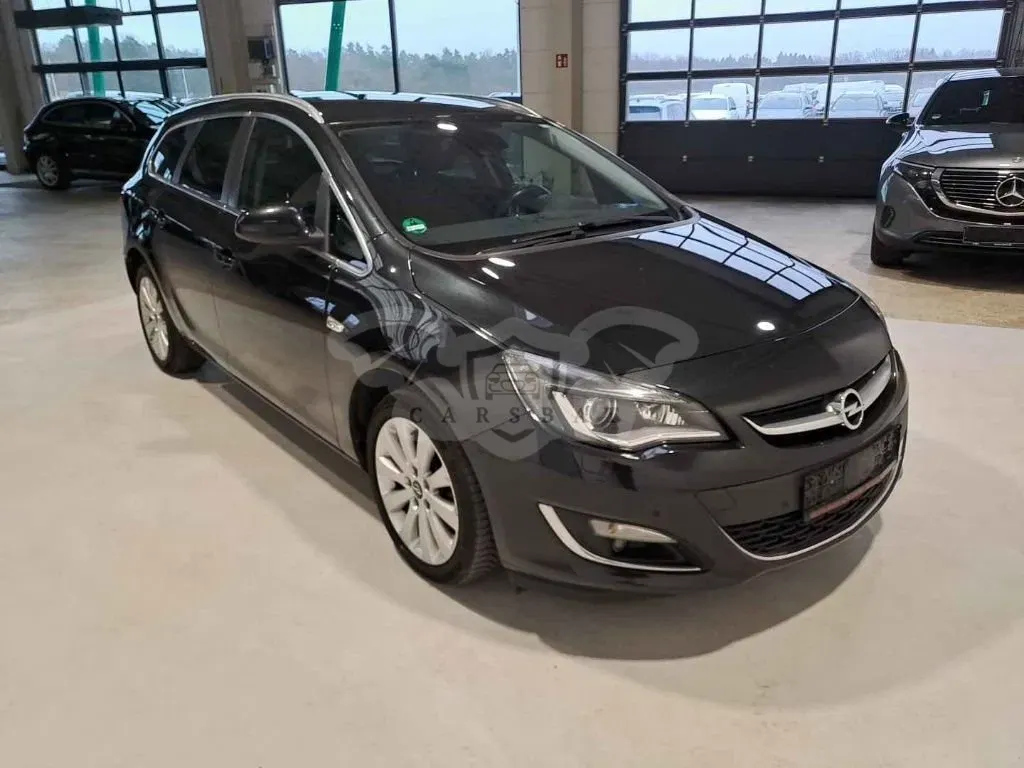 Opel Astra Exklusiv 2014