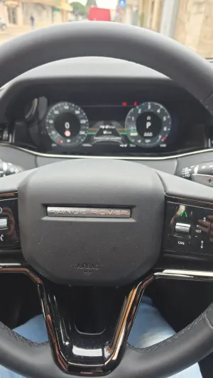 Land Rover Range Rover Evoque 1.5 HSE 2025